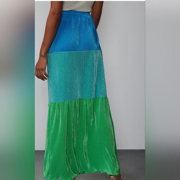 💙COPY💚Colorblock Plisse Skirt - Picture 3 of 6